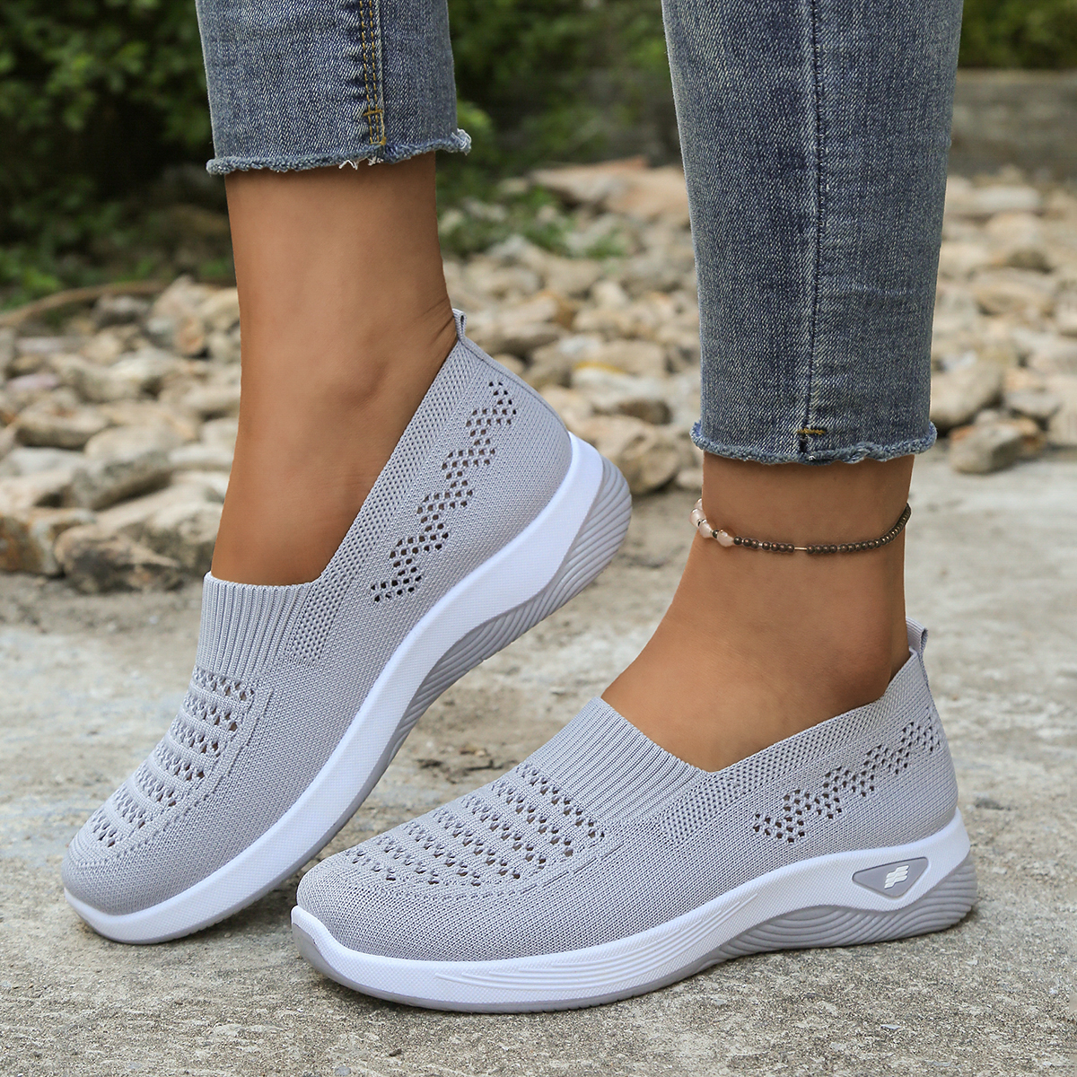 Women Shoes For Walking - Women's bow-supported walking shoes memory foam