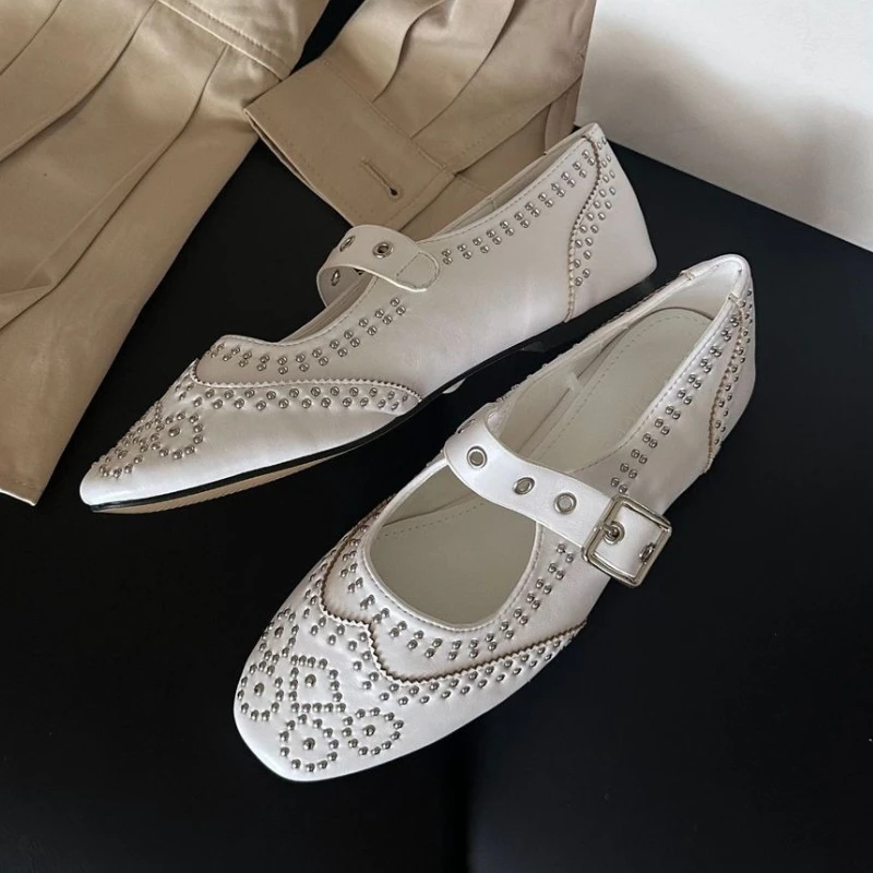 Retro Rivet Buckle Design Flat - Shoes For Women Flats avaliação e preço