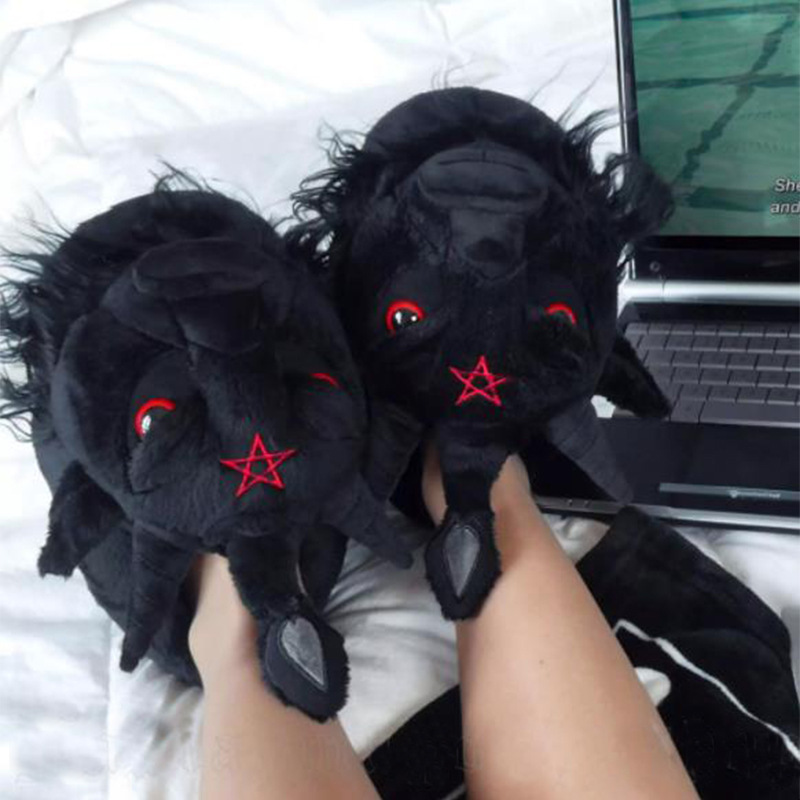 Michael Myers Slippers Devil R - Women Shoes Myer avaliação e preço