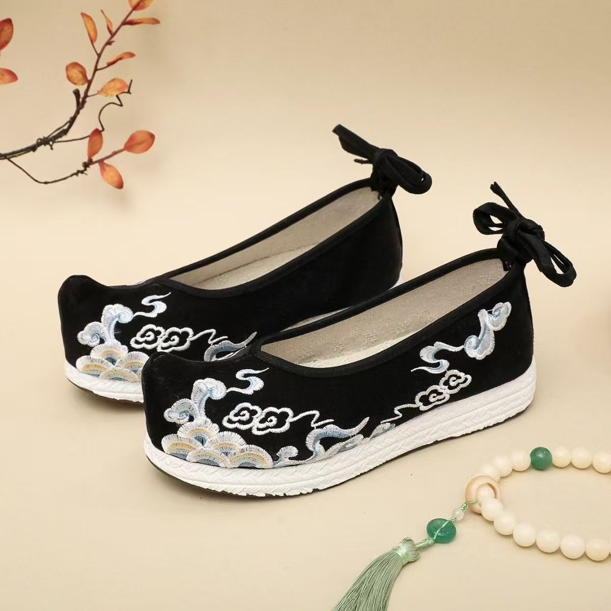 Woman Big Size Embroidered Han - Women'S Shoes Big Feet avaliação e preço