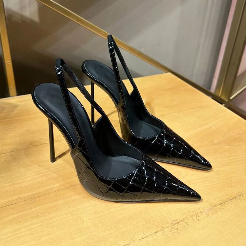 New Simple Pointed Back Hollow - Women'S Shoes Veja avaliação e preço