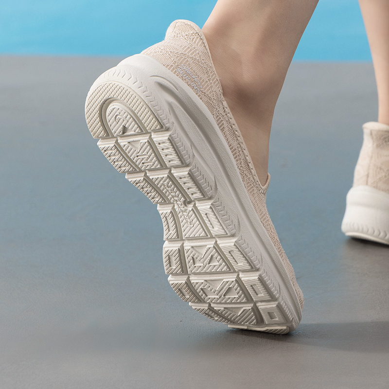 Skechers Women's Sports Shoes  - Women Shoes Skechers avaliação e preço