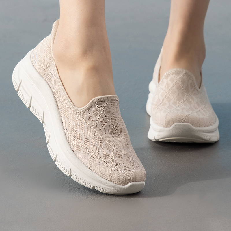 Skechers Women's Sports Shoes  - Women Shoes Skechers avaliação e preço